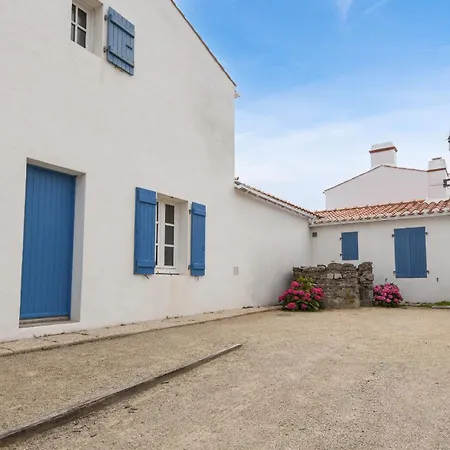 8 Adultes - 2 Enfants - Marais Salants Et Plages Ferienhaus *